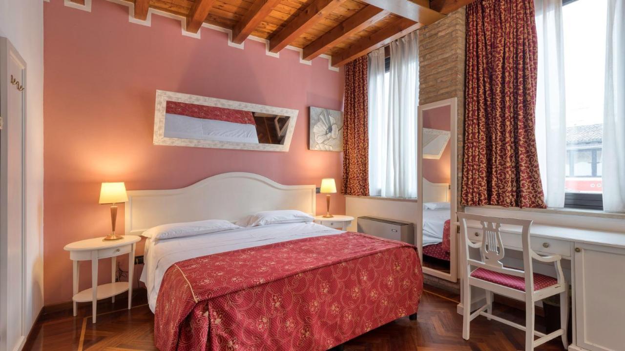 Primotel Brescia Esterno foto