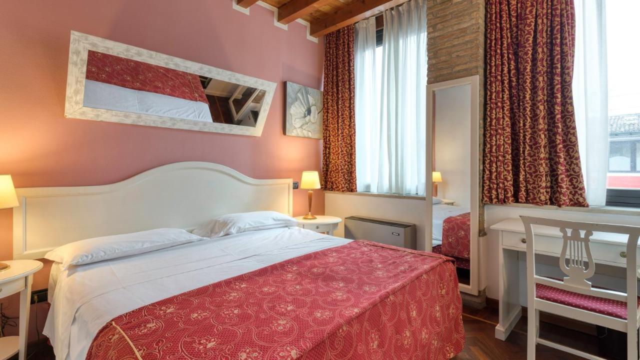 Primotel Brescia Esterno foto