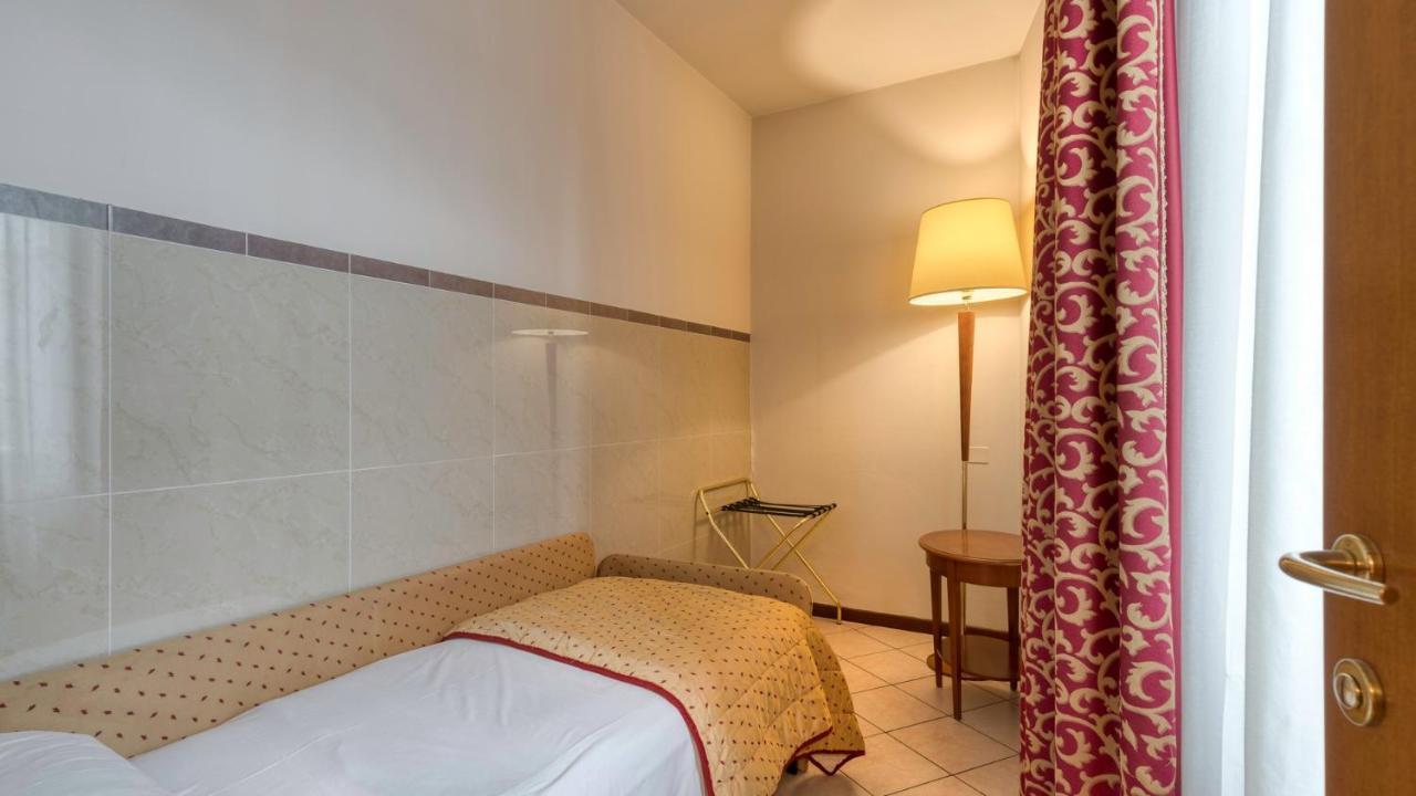 Primotel Brescia Esterno foto