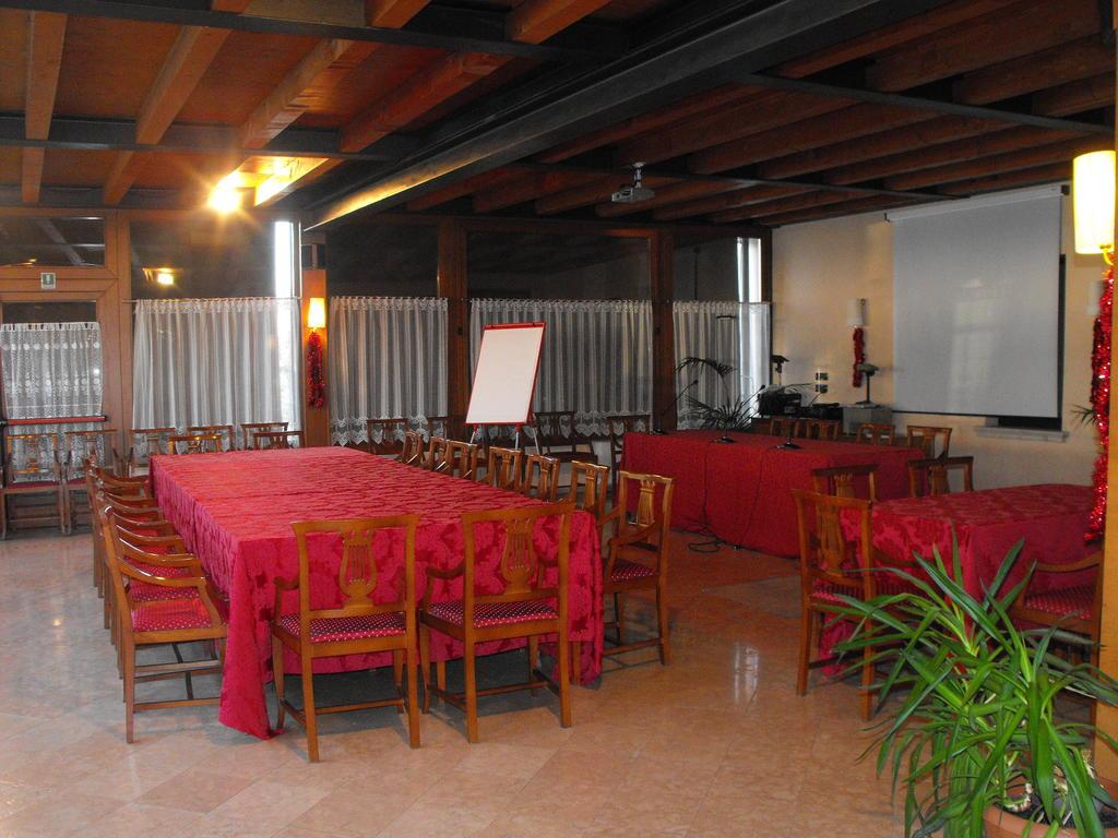 Primotel Brescia Esterno foto