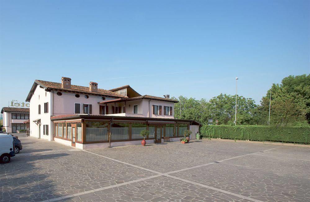 Primotel Brescia Esterno foto